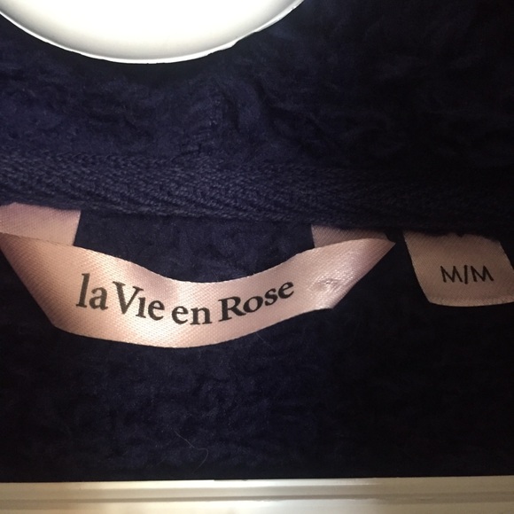 Teddy Long Sleeve Sweater - Picture 3 of 4